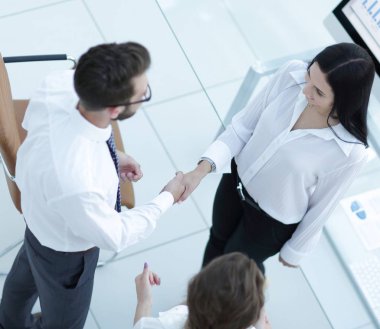 el sıkışma yönetici ve personel işyeri yakın: