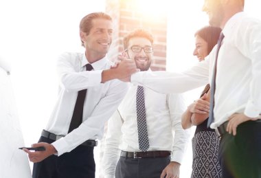 yeni bir proje hazırlanması hazırlanması sırasında iş takım.