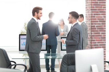 iş ortaklarının Öğle arasında etkileşim grubu