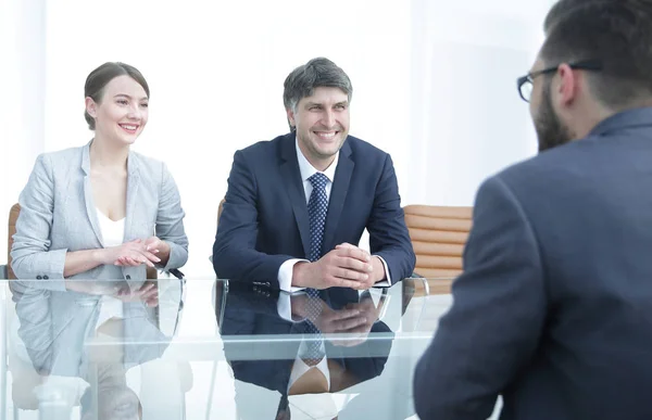Negócio - reunião em um escritório — Fotografia de Stock