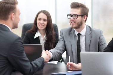 iş karşılıklı iş ortakları