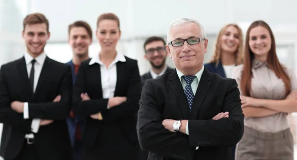 Närbild porträtt av ett ledande business-team. — Stockfoto