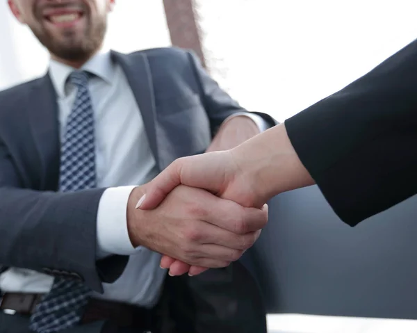 Business handshake, gratulacje lub koncepcja partnerstwa. — Zdjęcie stockowe