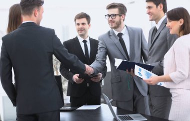 karşılıklı iş ortakları finansal işlem önce