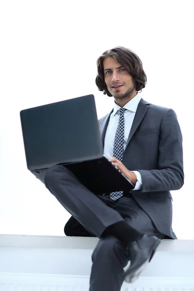 Biznesmen Closeup.Successful pracy na laptopie — Zdjęcie stockowe