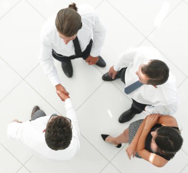 En baştan görüntüleyin. iş takım iş sorunları tartışıyor