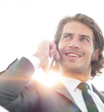 başarılı iş adamı Smartphone'da konuşuyor