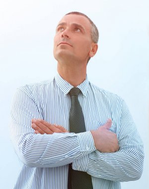 Kendine güvenen işadamı geleceğe bakıyor