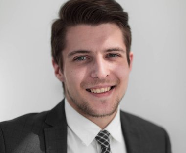 başarılı bir genç adamın closeup.The yüzü