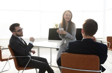 İş takım kahve molası, sakin ol kavramı