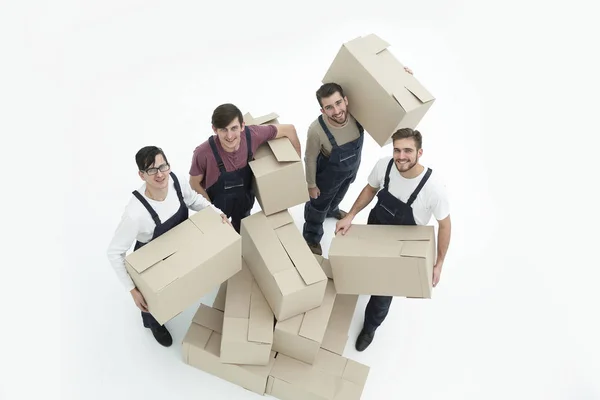 Consegna uomini con scatole di cartone su sfondo bianco . — Foto Stock