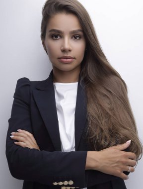 portre. modern bir genç kadın