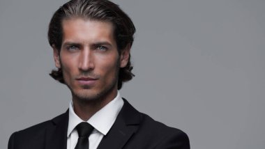 sorumlu iş erkek portresi