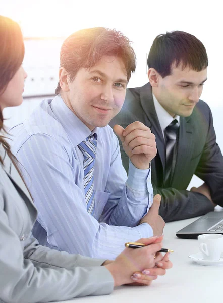 Head of business team sitting at Desk — Stock Photo, Image