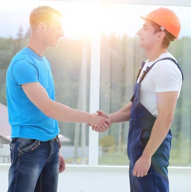 Müşteri ve foreman arasında karşılıklı