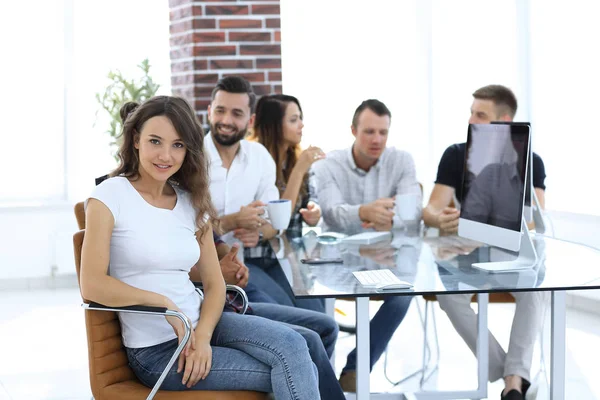 Creative business team discussing — Stock Photo, Image