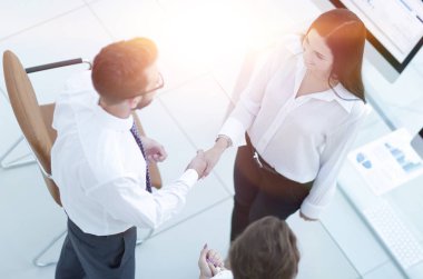 el sıkışma yönetici ve personel işyeri yakın: