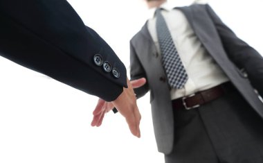 İki iş adamı el sıkışacak.