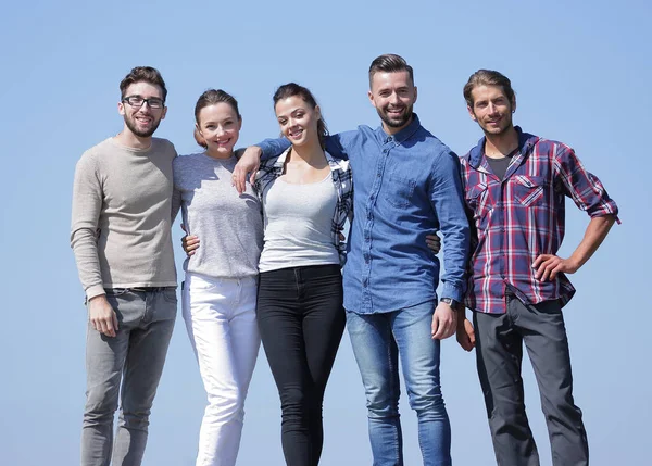 Retrato grupal de jóvenes confiados — Foto de Stock