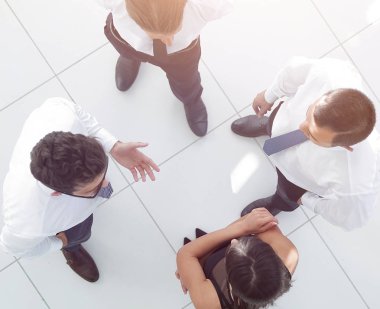 En baştan görüntüleyin. bir iş takım raporlarınızı arka plan görüntüsü