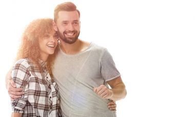 ileriye dönük ve hayallerini tartışmaya genç Çift.