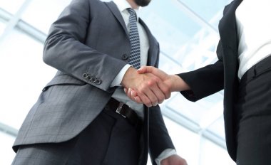 İş ortaklığı toplantı kavramı. Görüntü businessmans handsha