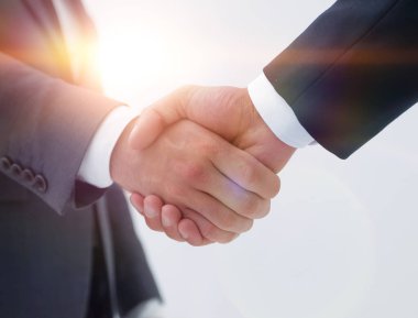 İşadamı tarafından karşılıklı işbirliğine davet ediyor..