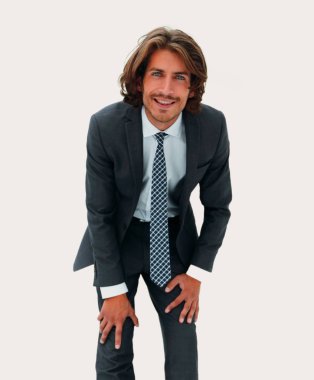 Genç yakışıklı işadamı aşağı bükme.