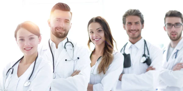 Retrato de um grupo bem sucedido de médicos estagiários . — Fotografia de Stock