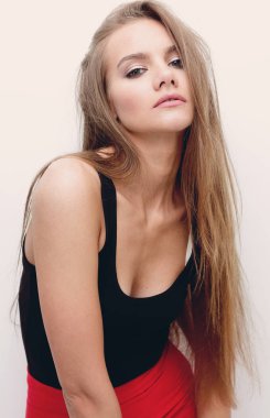 kız model kamera için poz