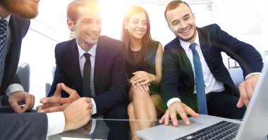 closeup.business takım laptop arıyor