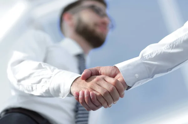 Close-up photo of handshake of two successful businessmen — Stock Photo, Image