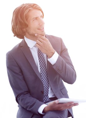 Tabletli modern iş adamı kopyalama alanına bakıyor