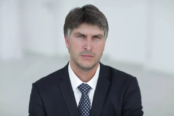 Retrato de um empresário sorridente e bem sucedido. — Fotografia de Stock