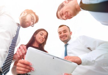 iş takım dijital tablet vasıl arıyor closeup.