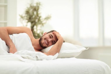 rahat otel odasında istirahat iş adamı