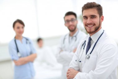 Doktor tıbbi bir ofiste grup.