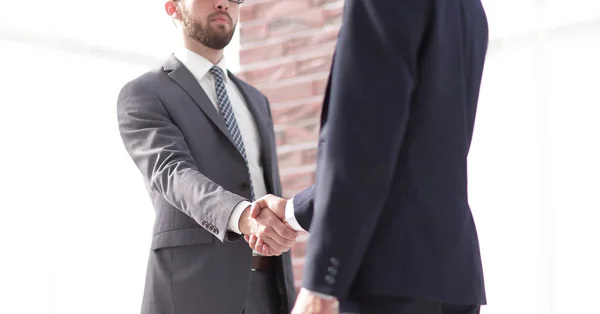 Closeup.handshake parceiros financeiros — Fotografia de Stock