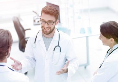 Doktor konuşma grup