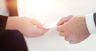 Döviz kartvizit ilk defa karşılamak