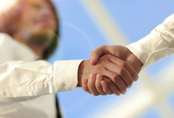 Close-up photo of handshake of two successful businessmen — Stock Photo, Image