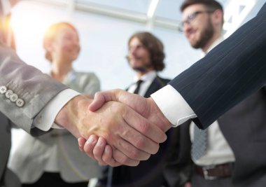 hoş geldiniz ve karşılıklı iş adamları