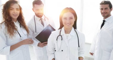 Grup hastane sağlık çalışanları portresi