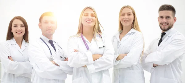 Retrato de grupo de uma equipe médica profissional — Fotografia de Stock