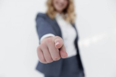 Size genç kadın işaret parmağı