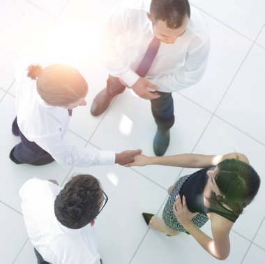 ofiste tokalaşırken top.welcome meslektaşları görüntülemek