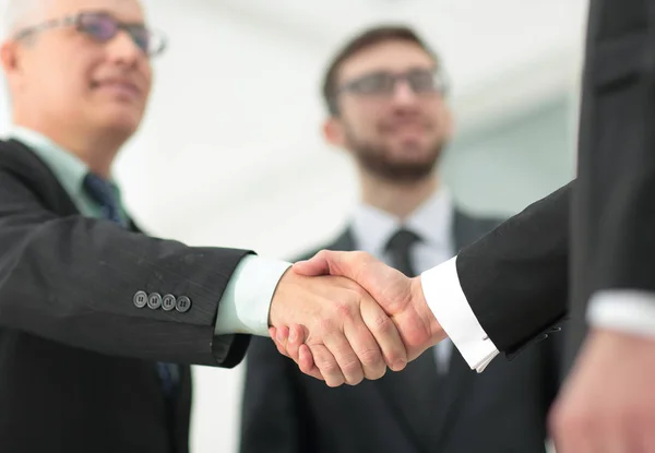Closeup handshake proven business partners — Stock Photo, Image