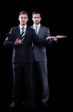 iki iş ortağı işbirliği yapmaya davet ediyoruz