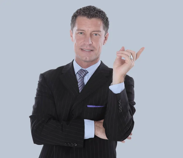 Retrato del hombre de negocios feliz posando con espacio para copiar —  Fotos de Stock