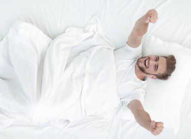 closeup.happy adam kanepede yatan